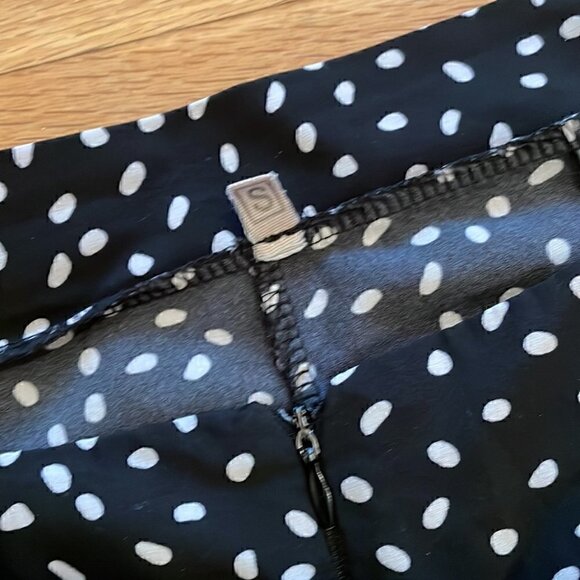 𝅺🖤 Unique black white polka dot crop top and high rise wrap shorts set - si…​ - Picture 6 of 6